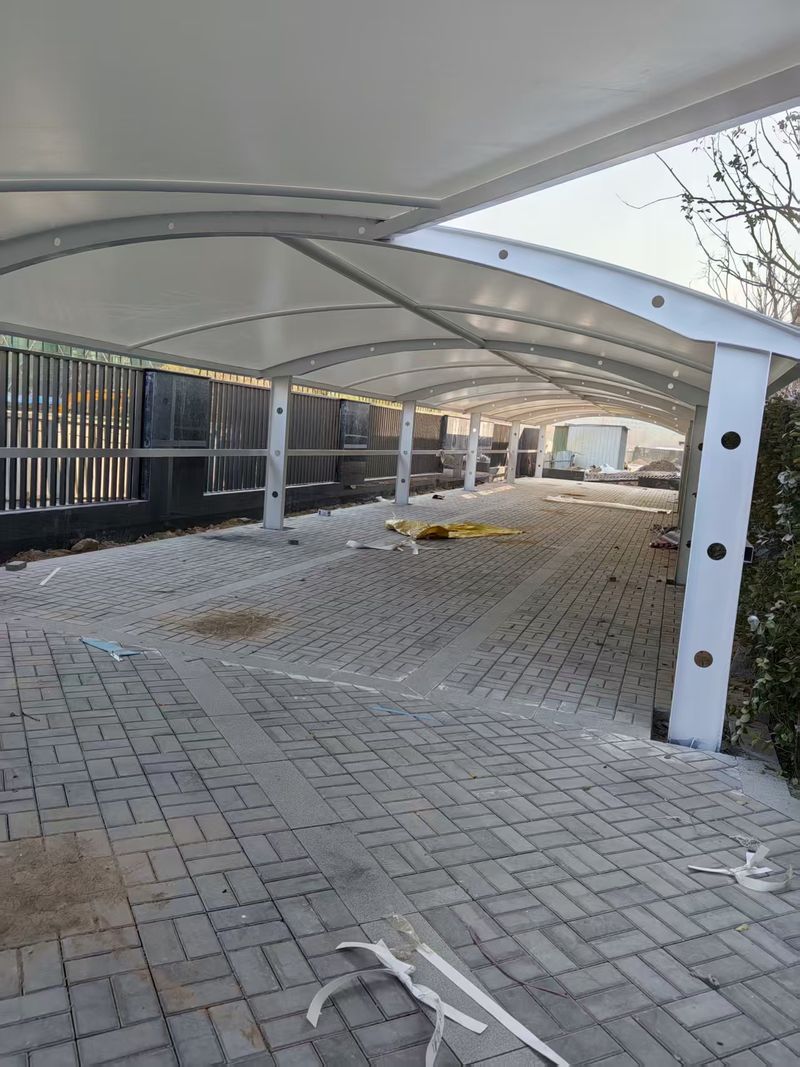 開封梅隆上院膜結構電車棚